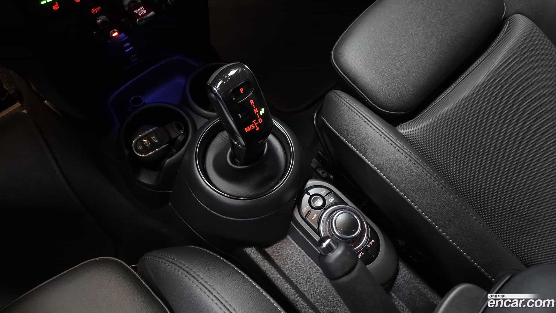 Cooper Mini 2022.9-INNER-009