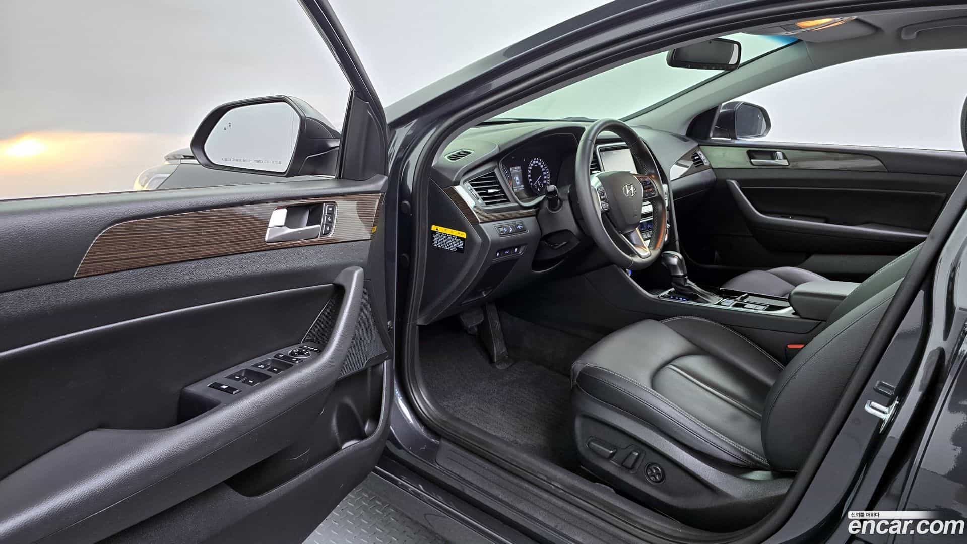 Sonata Hyundai 2017.4-INNER-010