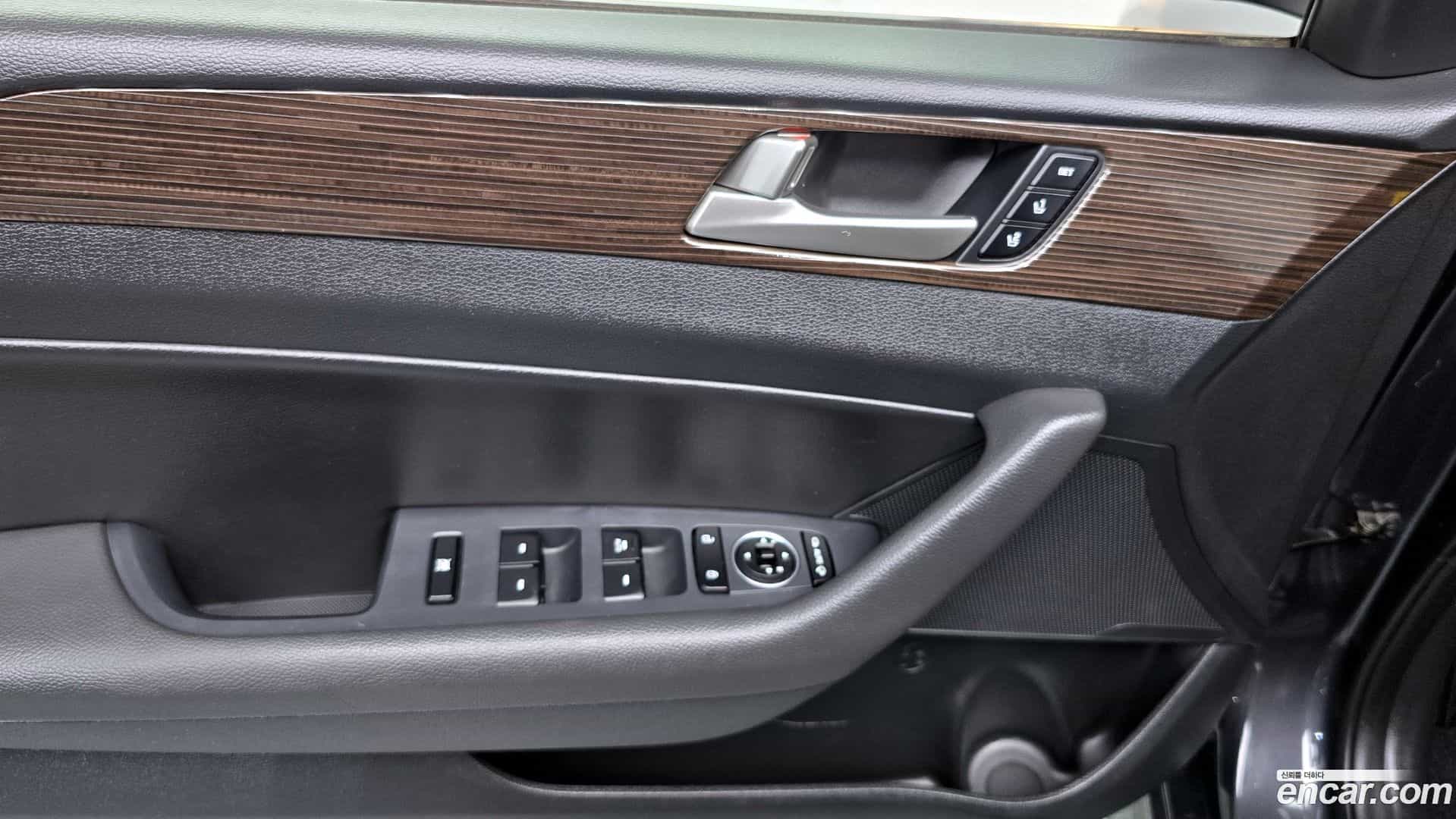 Sonata Hyundai 2017.4-OPTION-022