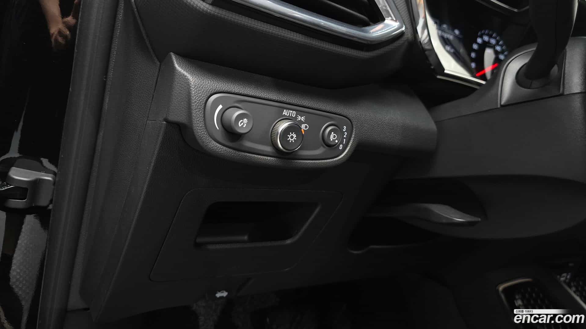 Trailblazer Chevrolet 2021.8-OPTION-021