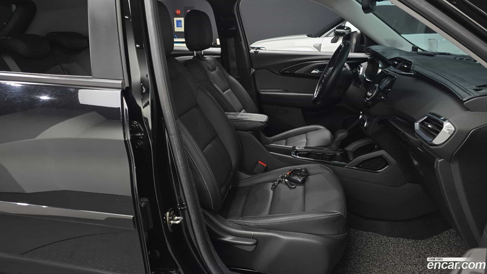 Trailblazer Chevrolet 2021.8-INNER-036