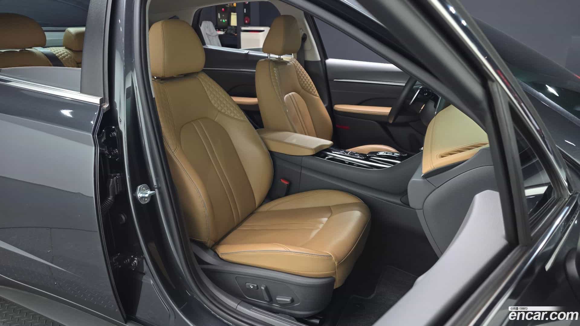 Sonata Hyundai 2019.6-INNER-036