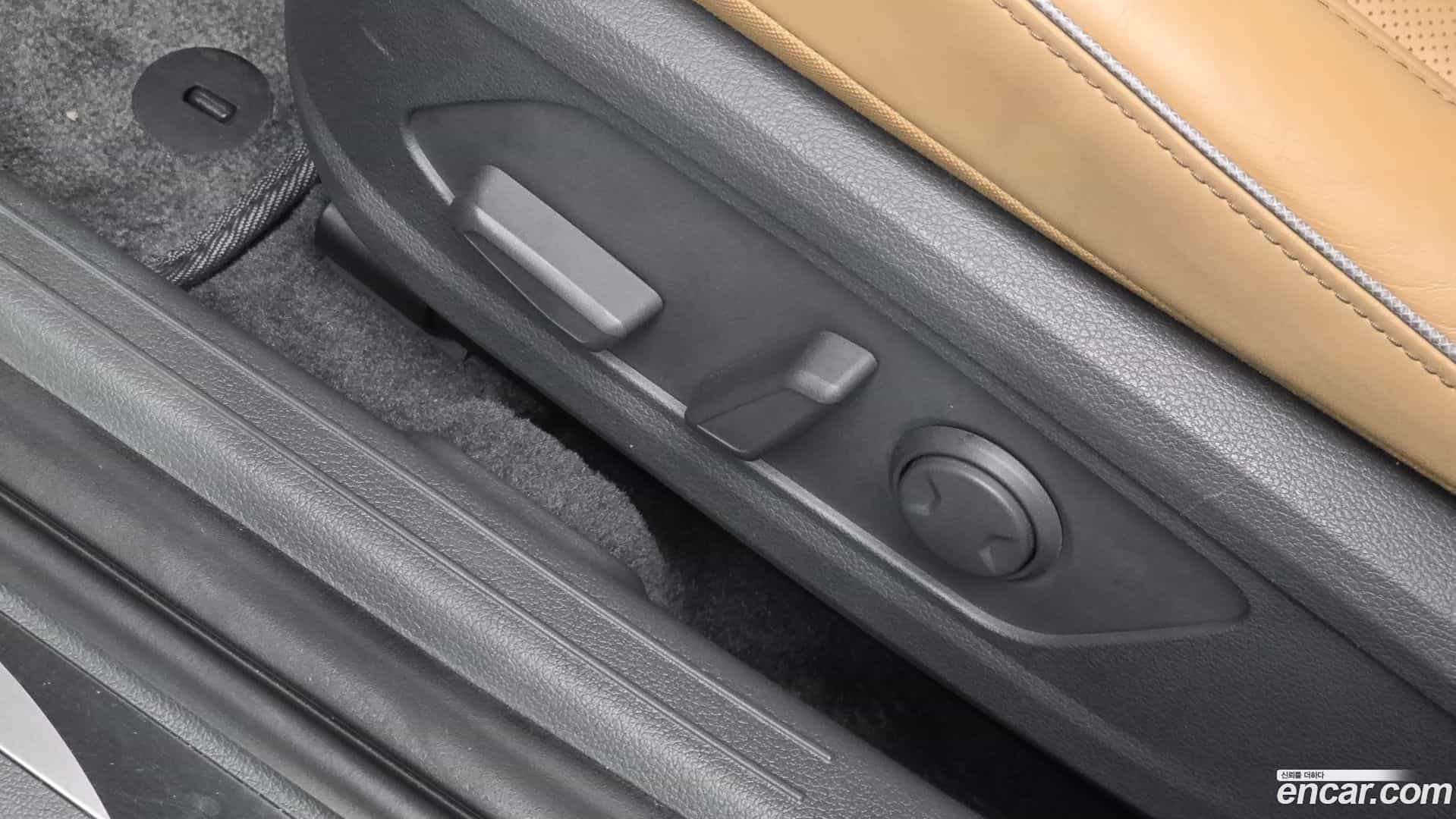 Sonata Hyundai 2019.6-OPTION-043