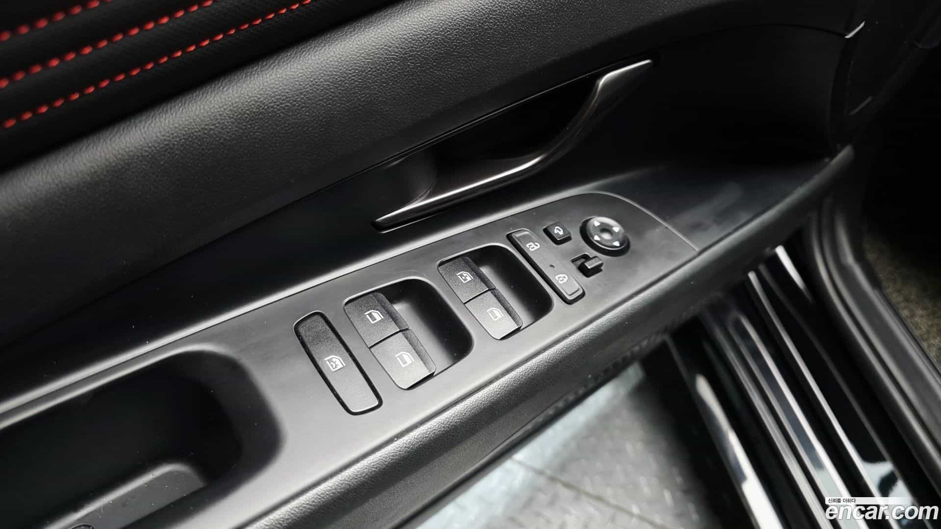AVANTE Hyundai 2020.10-OPTION-019