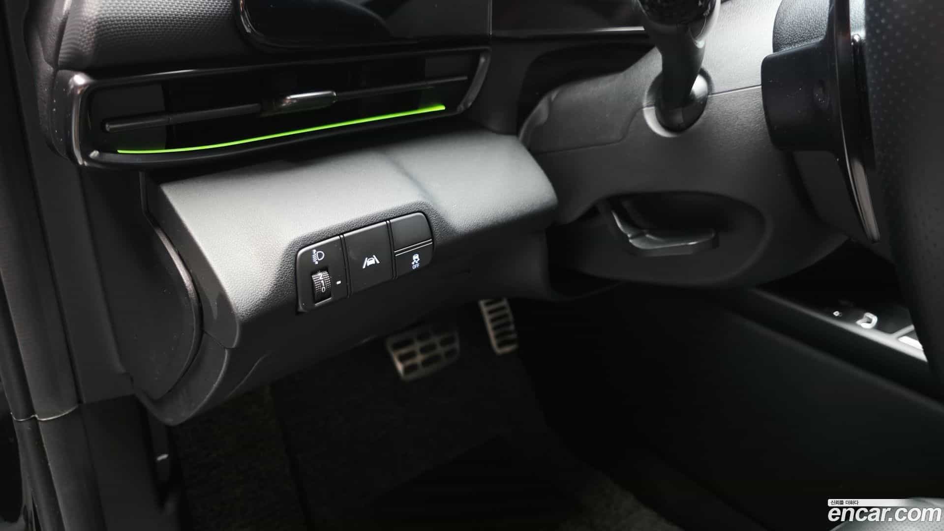 AVANTE Hyundai 2020.10-OPTION-020