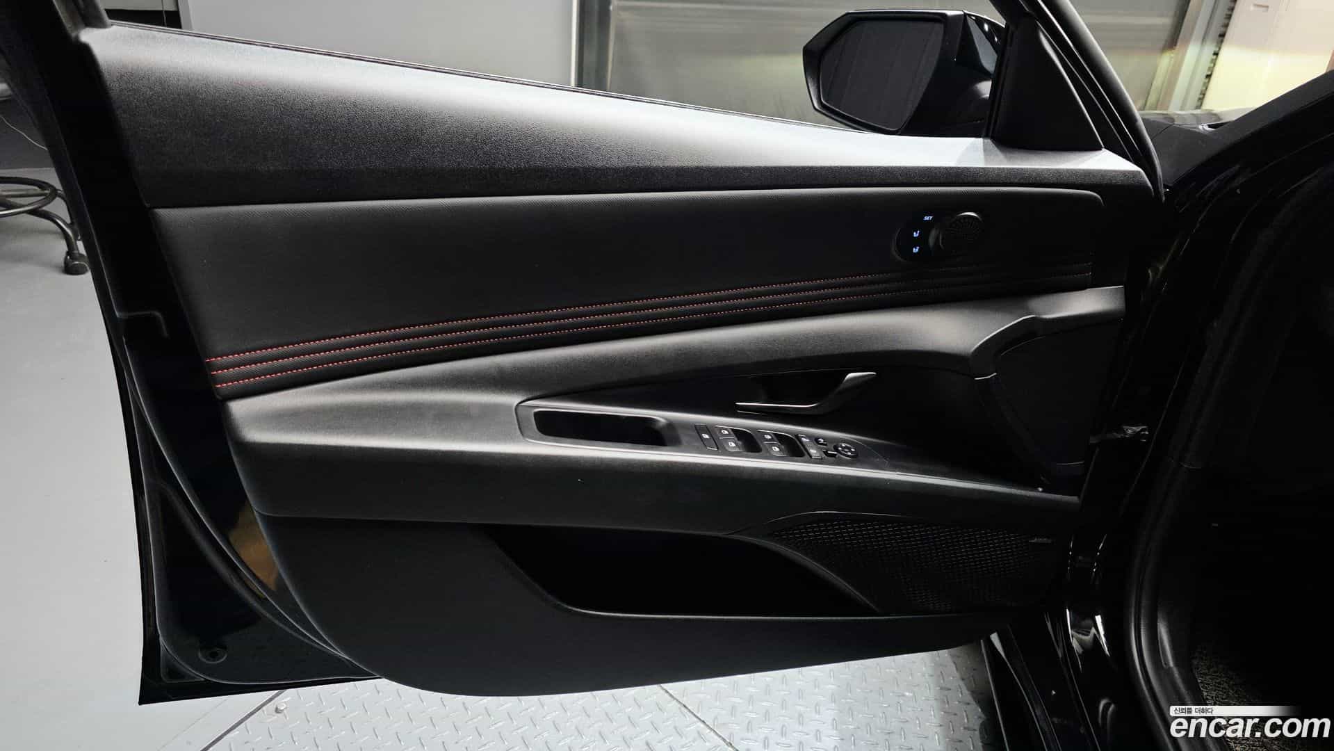 AVANTE Hyundai 2020.10-INNER-035