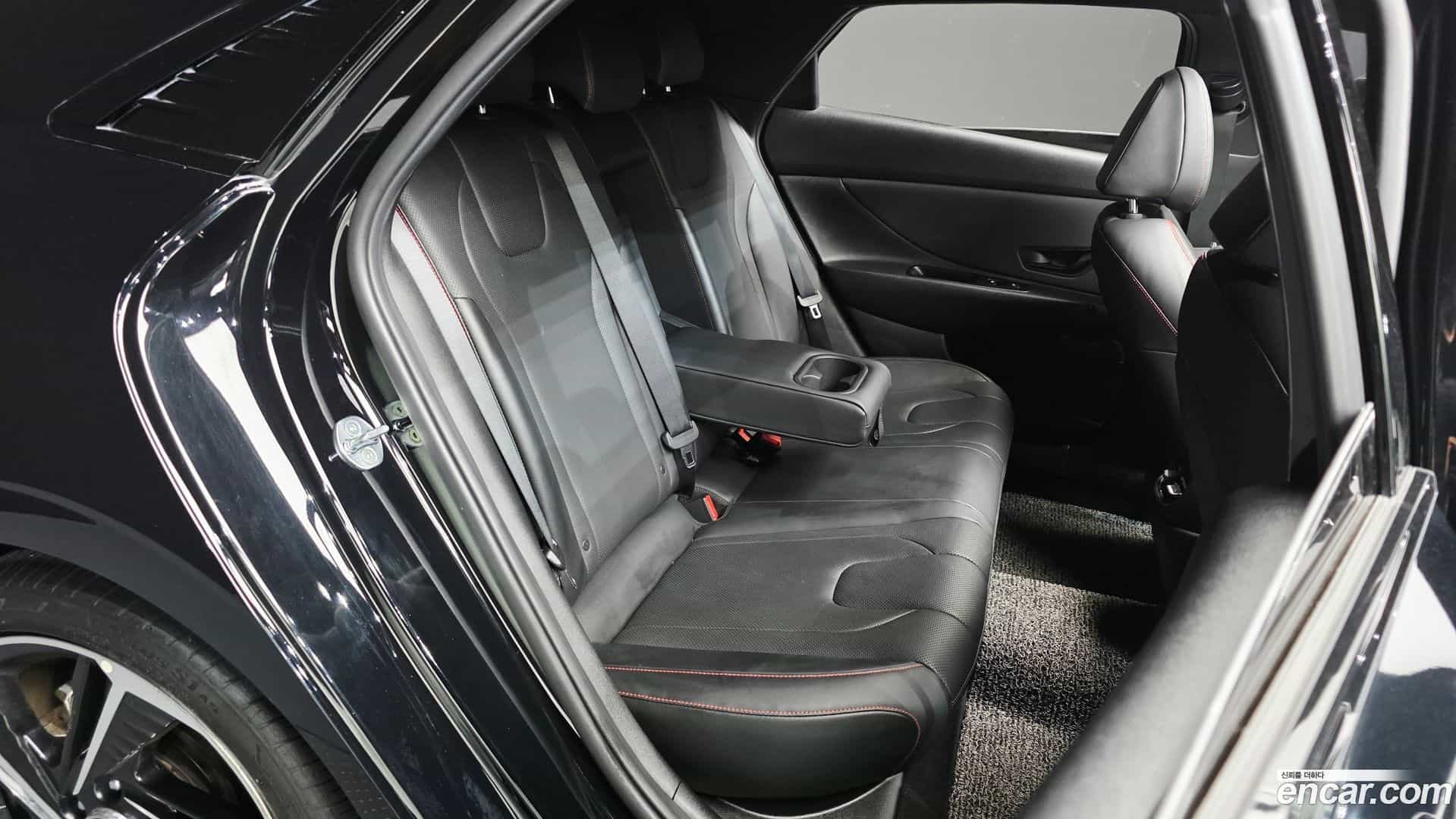AVANTE Hyundai 2020.10-INNER-036