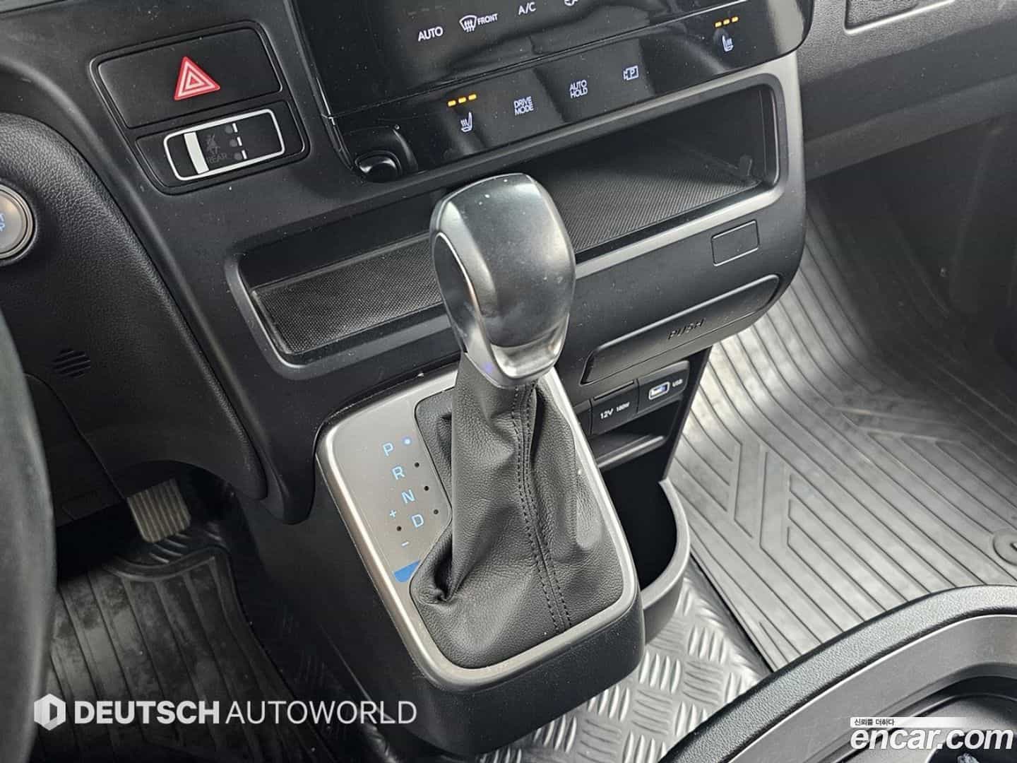 Staria Hyundai 2021.11-INNER-009