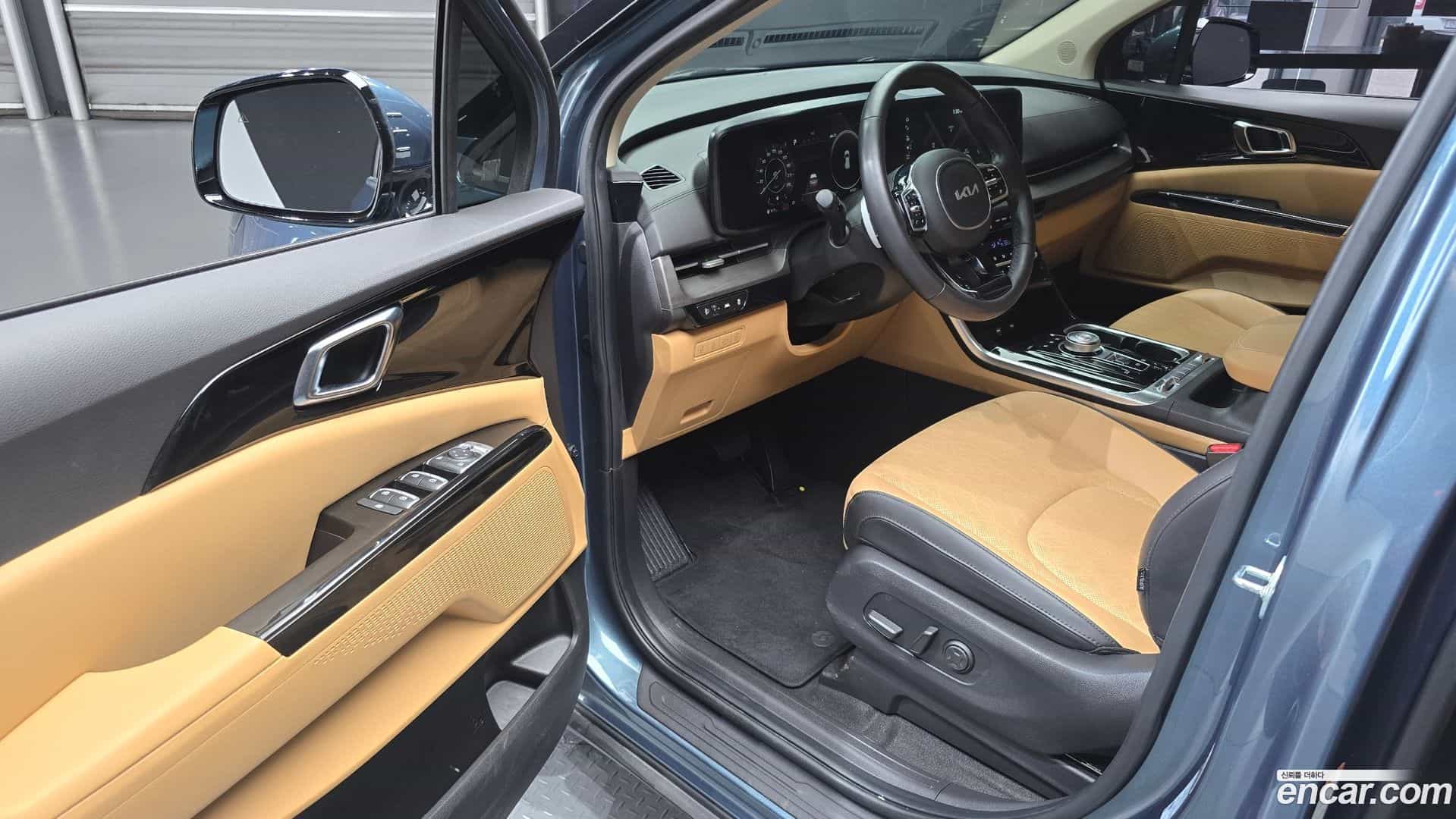 Canival Kia 2023.2-INNER-010