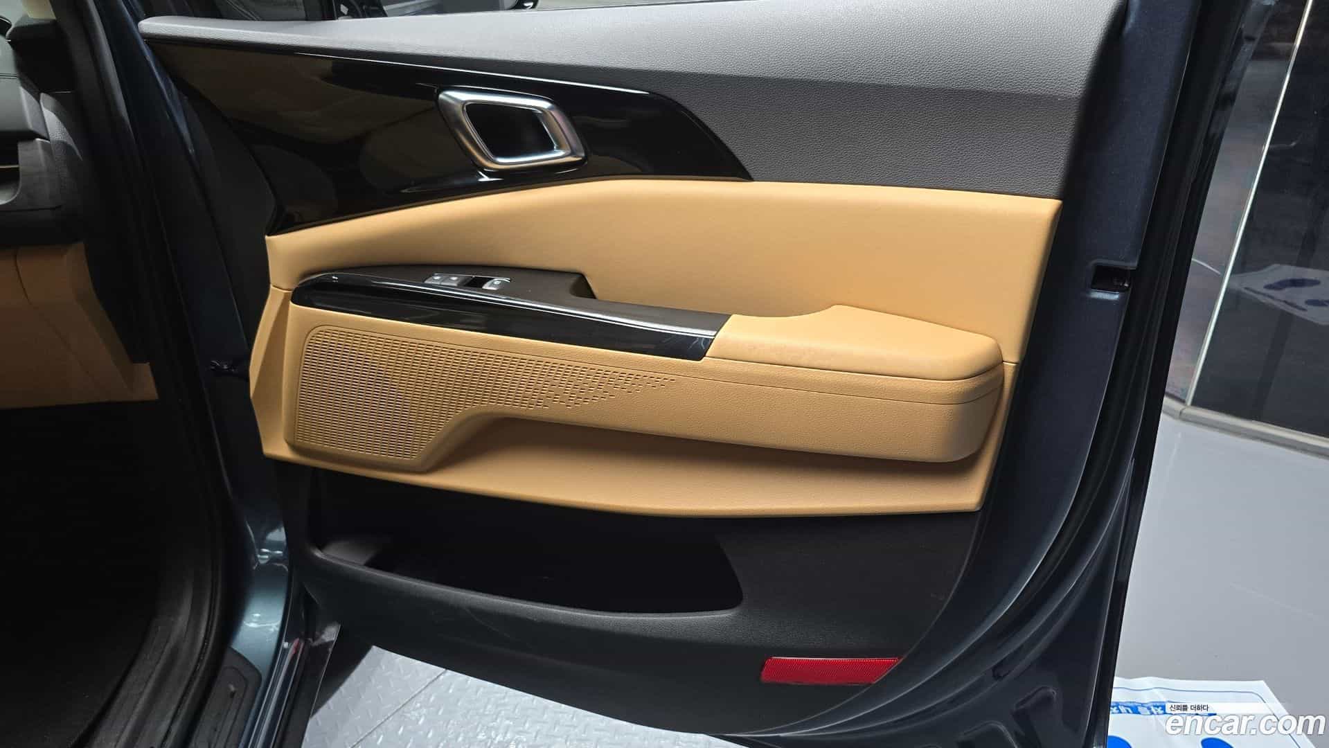 Canival Kia 2023.2-INNER-035