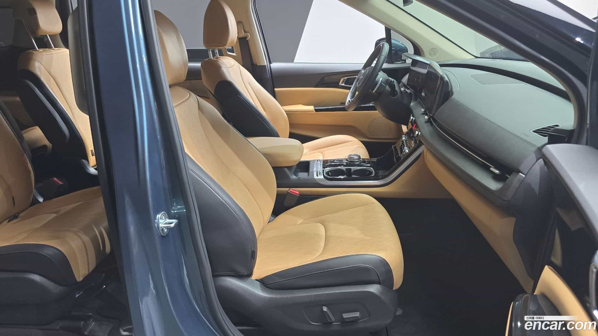 Canival Kia 2023.2-INNER-036