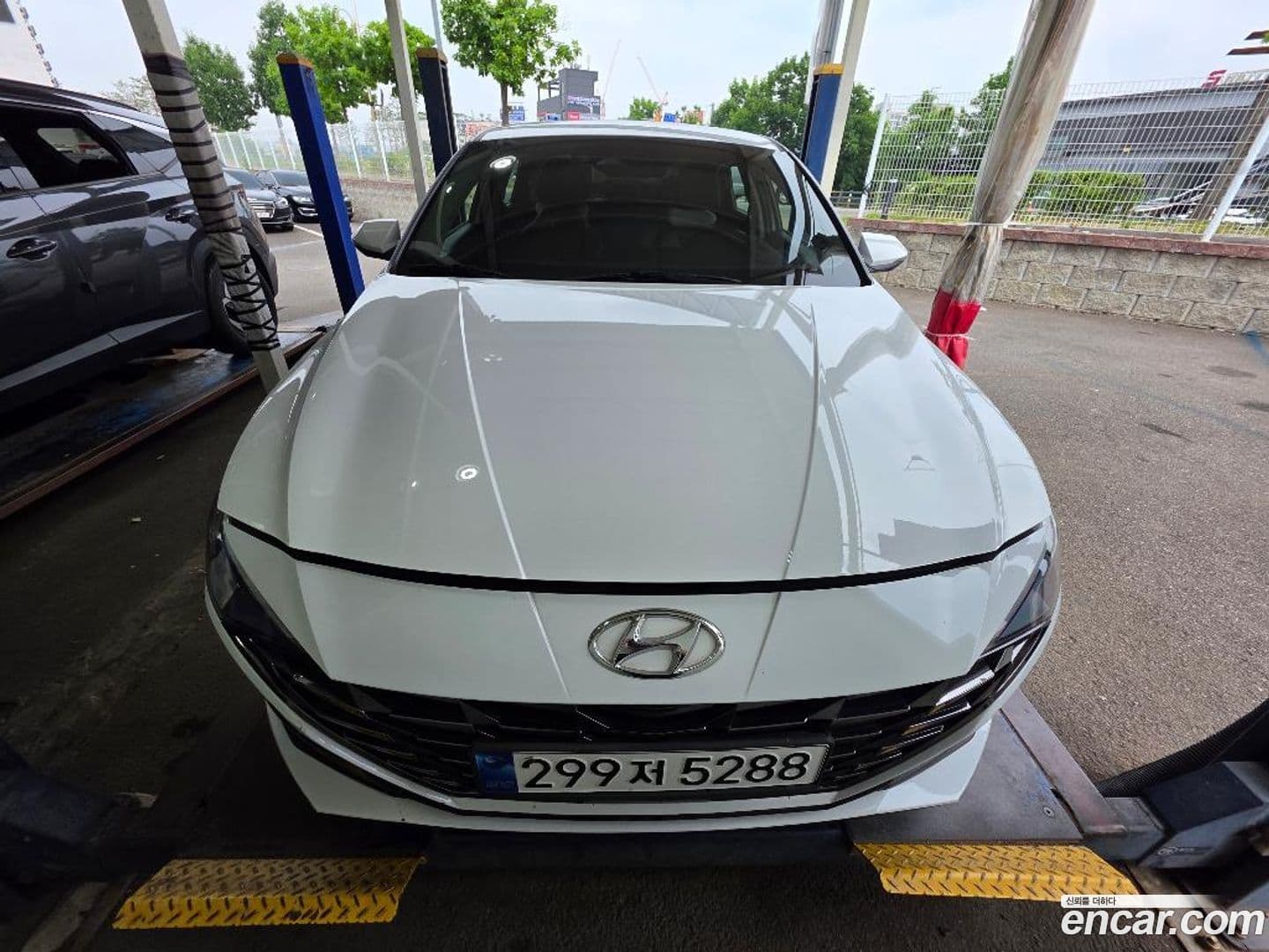 Main__Slider__Photo:AVANTE Hyundai 2020.6-0