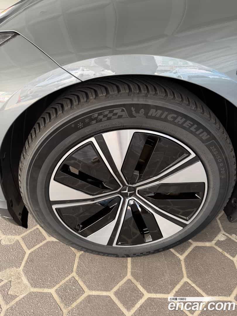 Polestar 4 Polestar 2025.6-OPTION-015