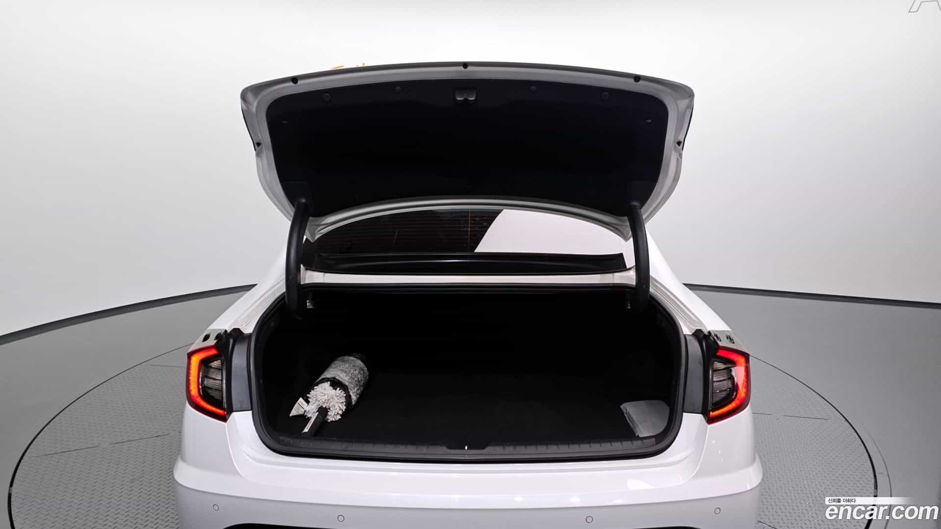 Sonata Hyundai 2022.6-OPTION-024