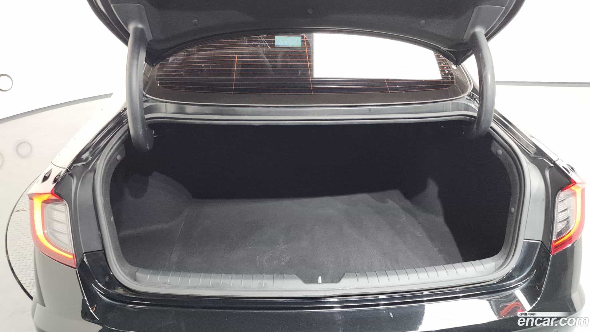Sonata Hyundai 2022.2-OPTION-023