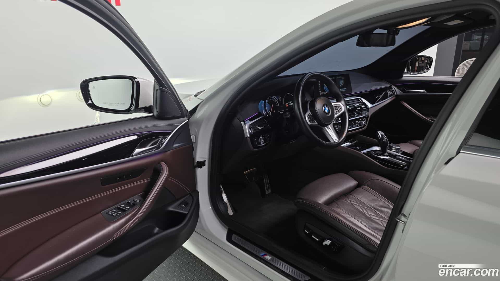 5-Series BMW 2018.6-INNER-010