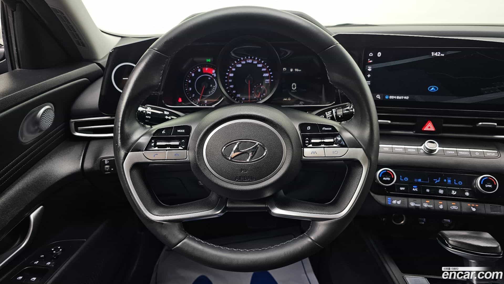 AVANTE Hyundai 2021.3-OPTION-018