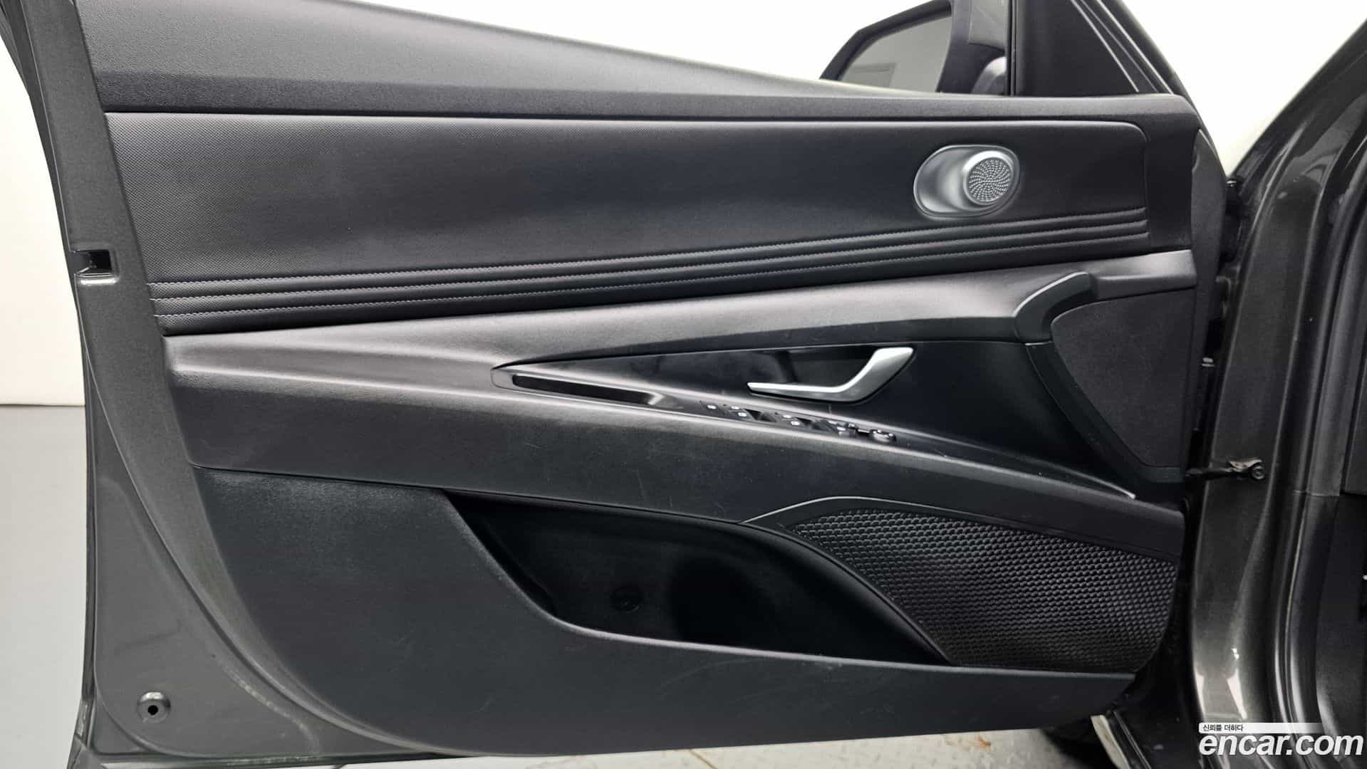 AVANTE Hyundai 2021.3-INNER-034