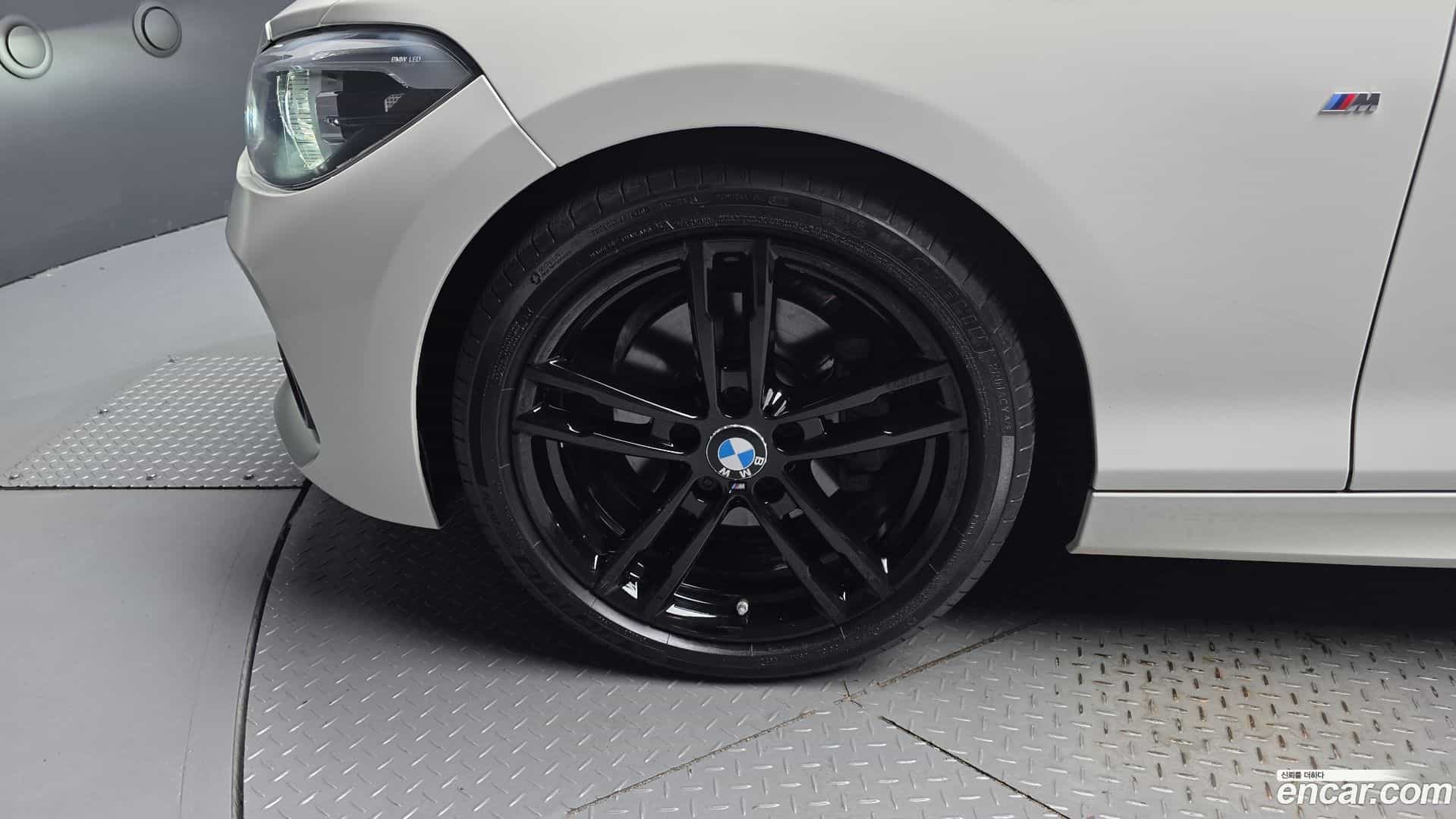 1-Series BMW 2017.11-OUTER-005