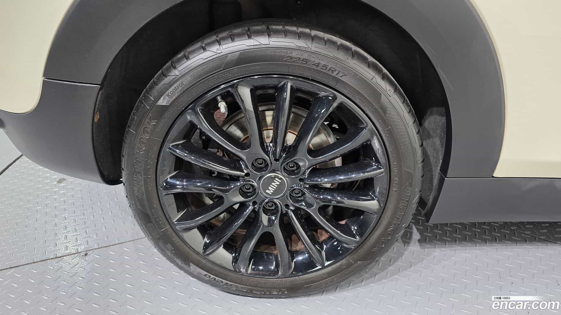 Clubman Mini 2021.3-OUTER-005
