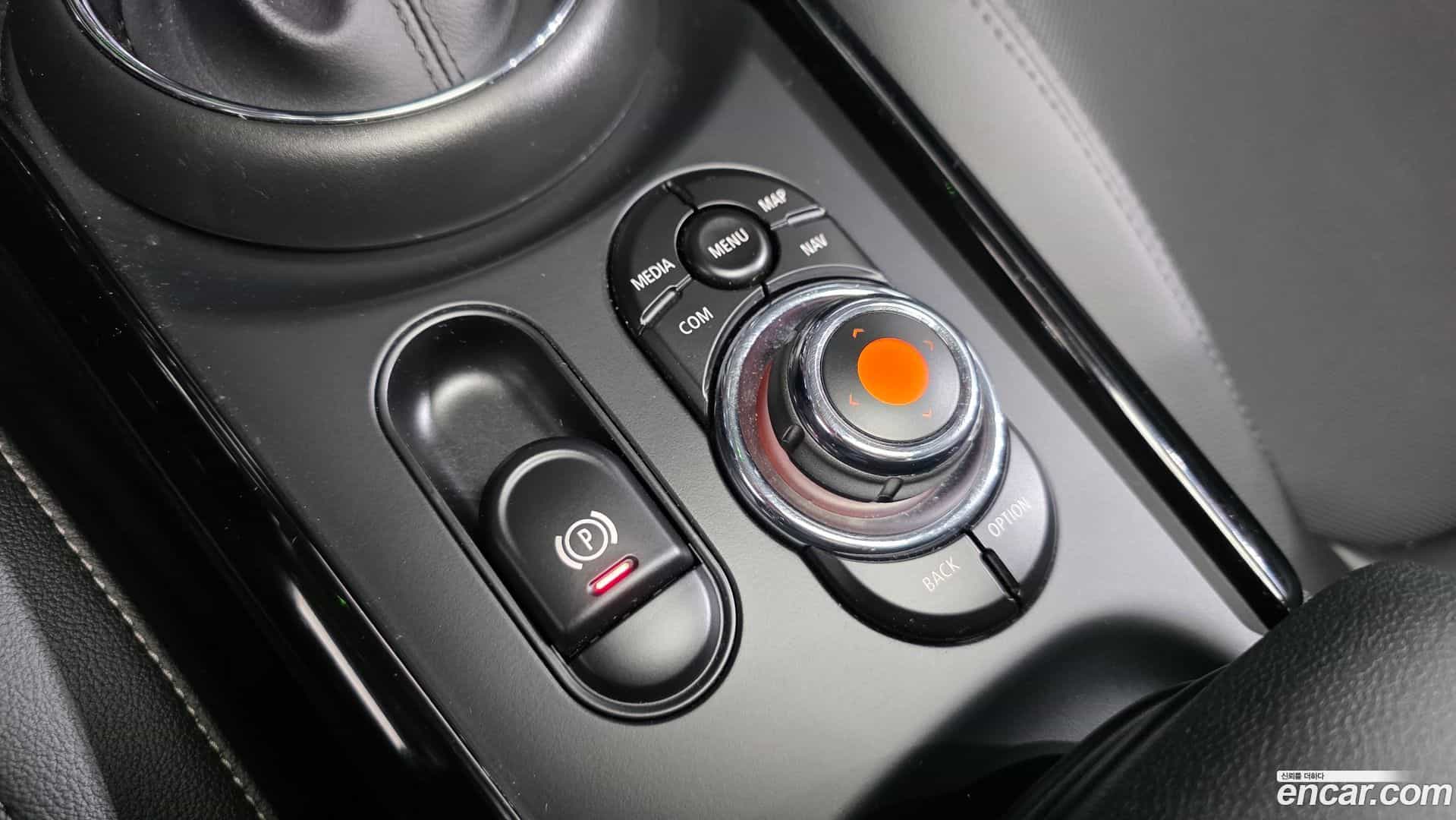 Clubman Mini 2021.3-OPTION-041