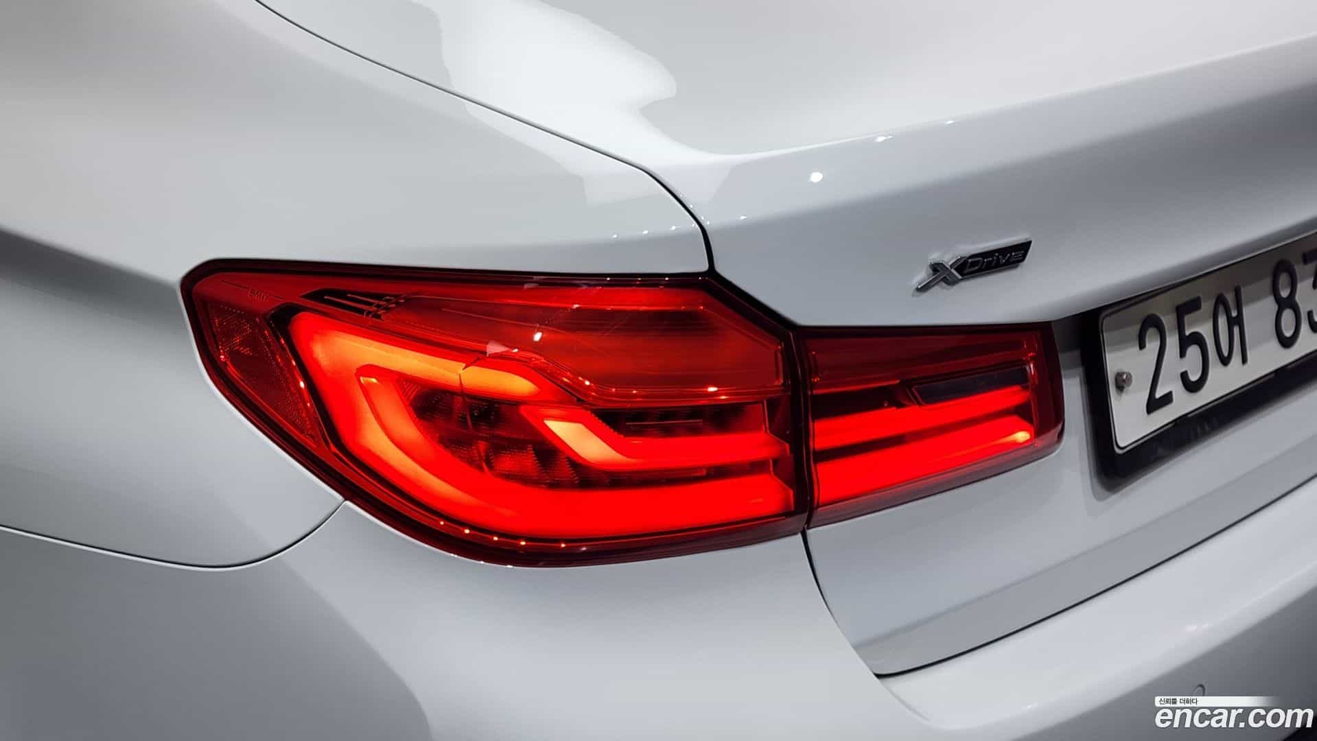 5-Series BMW 2019.4-OUTER-033