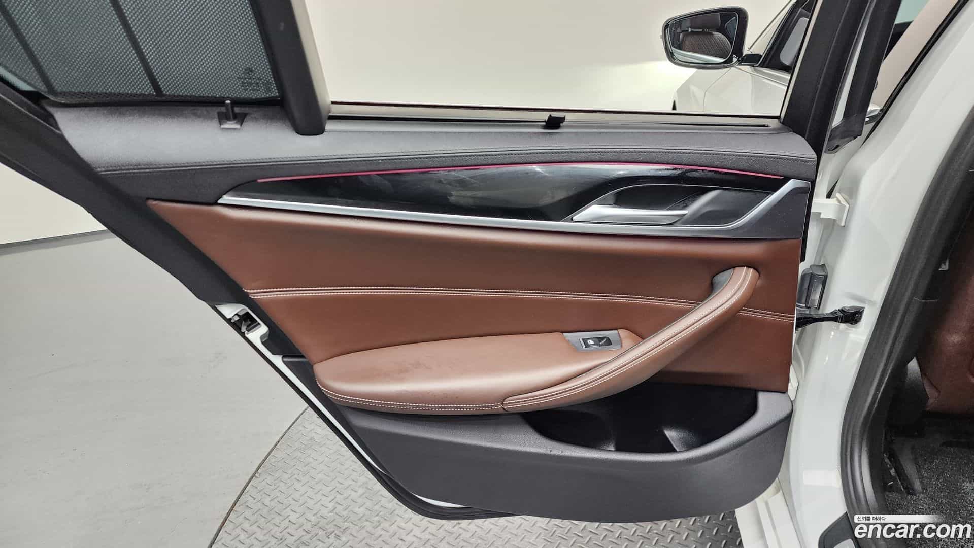 5-Series BMW 2019.4-INNER-035