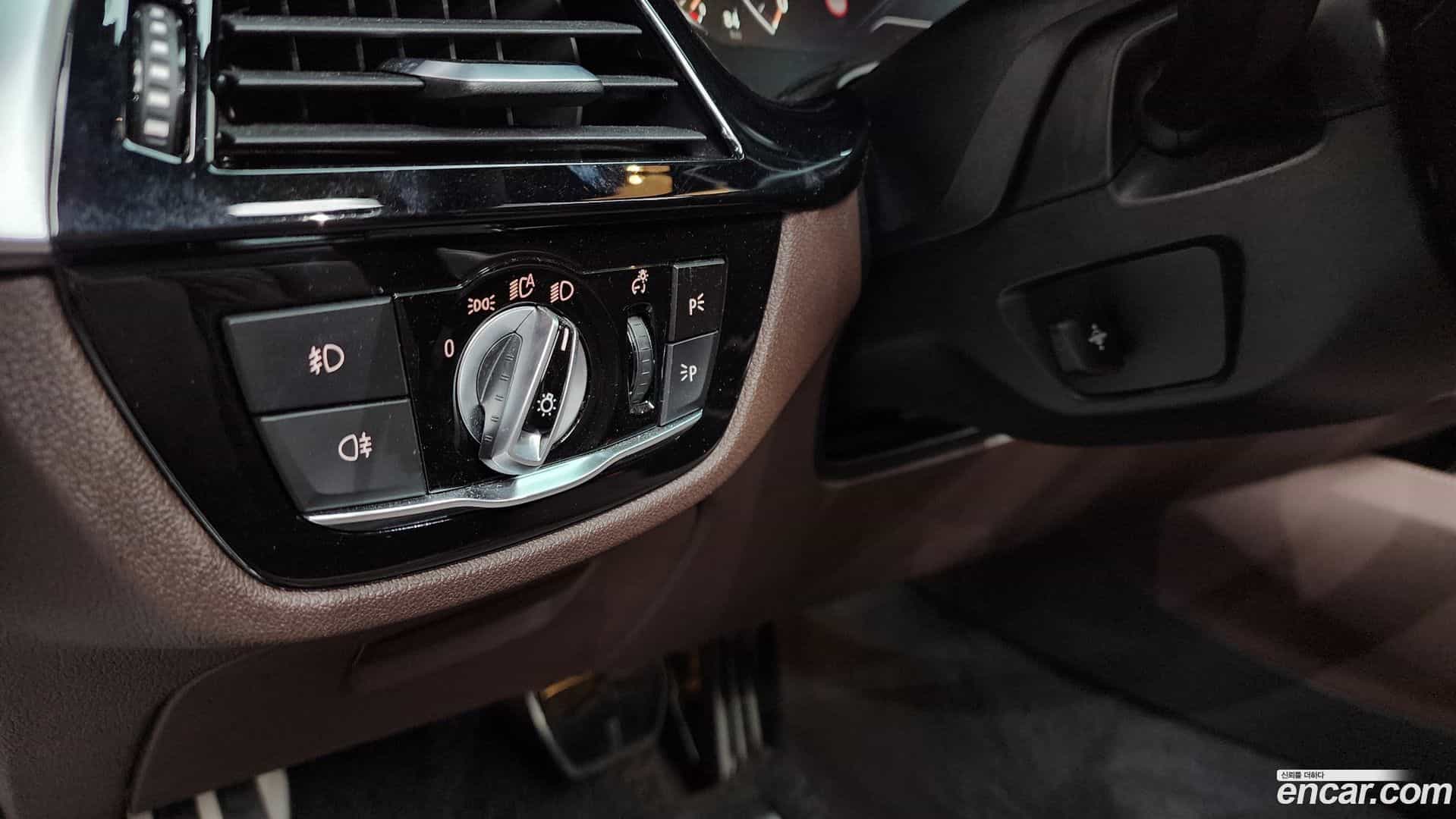 5-Series BMW 2019.4-OPTION-041