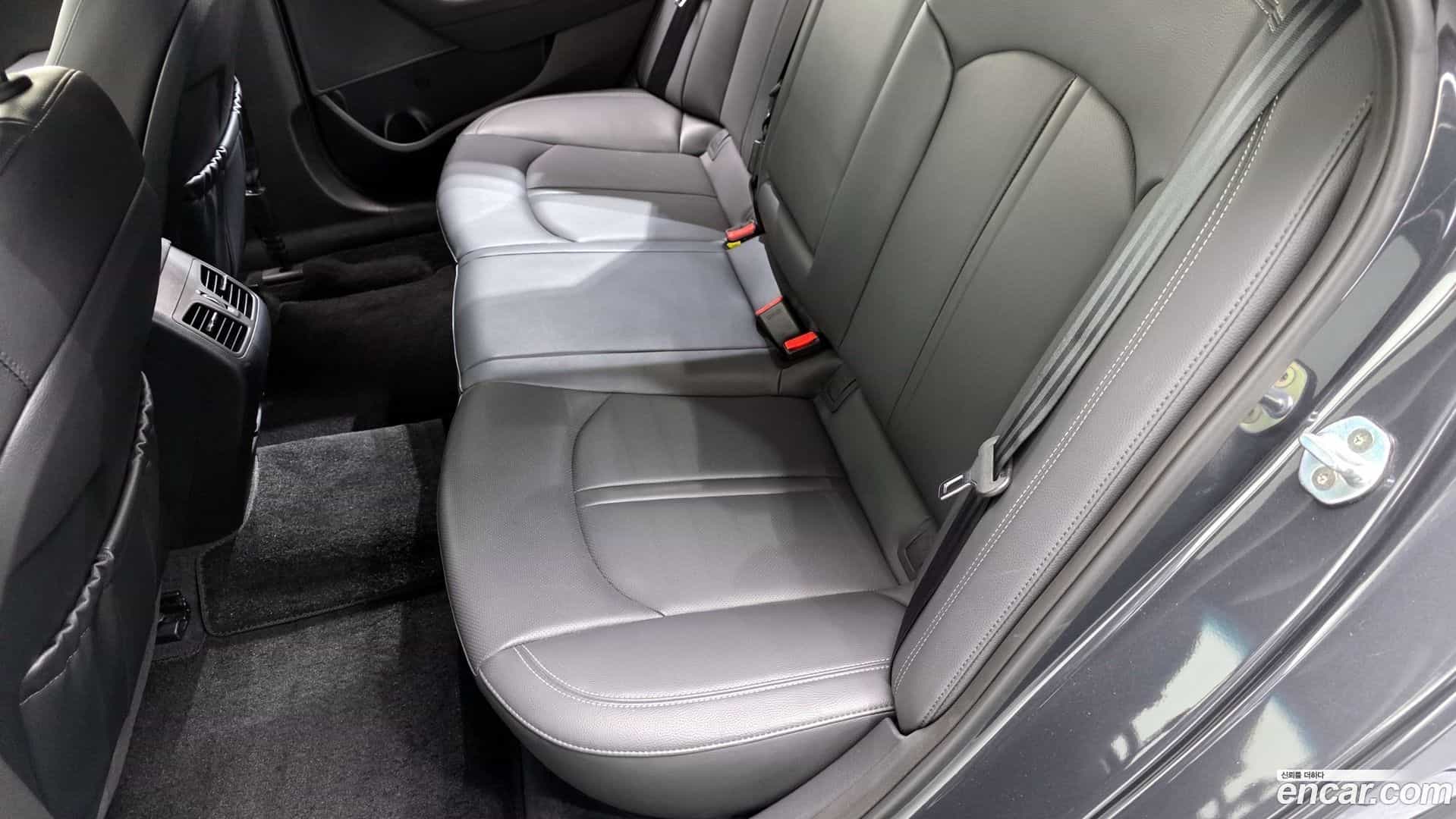 Sonata Hyundai 2018.6-OPTION-023