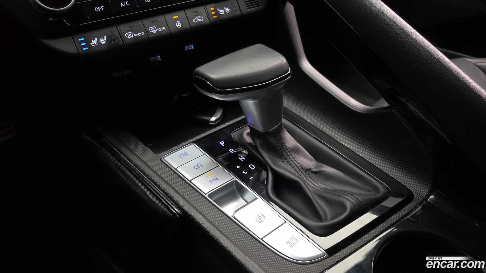 AVANTE Hyundai 2020.7-INNER-009