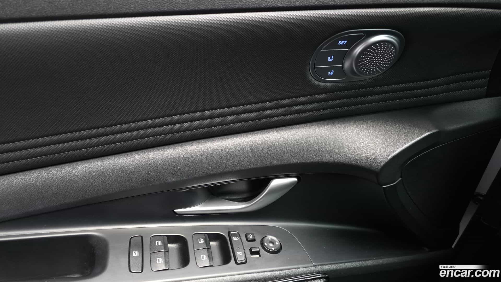 AVANTE Hyundai 2020.7-OPTION-040