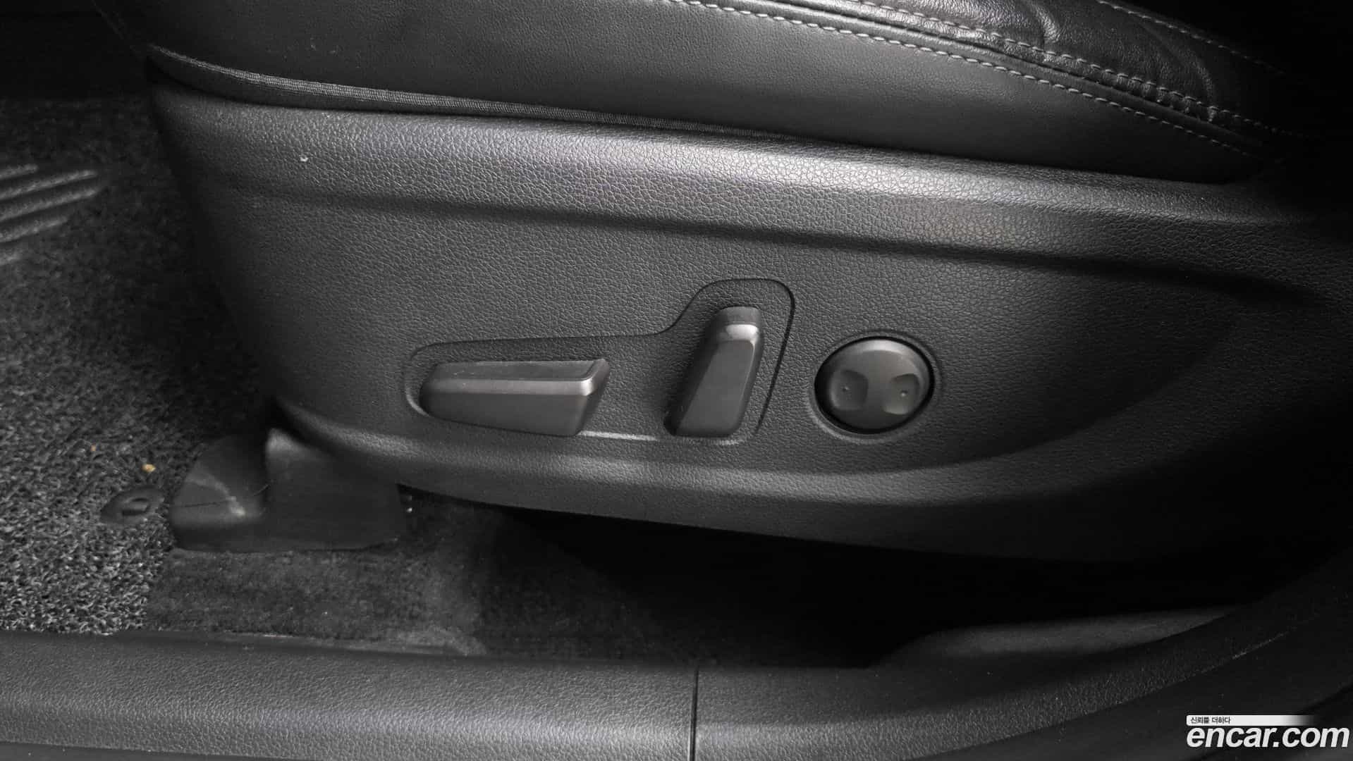 Santafe Hyundai 2018.4-OPTION-024
