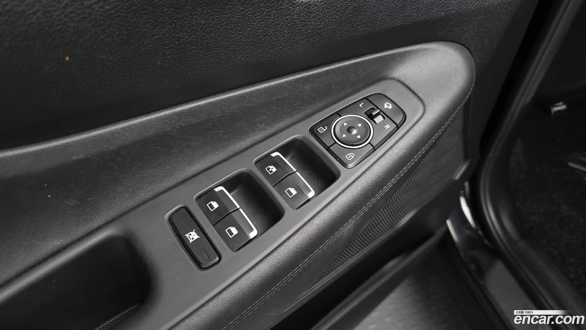 Santafe Hyundai 2018.4-OPTION-042