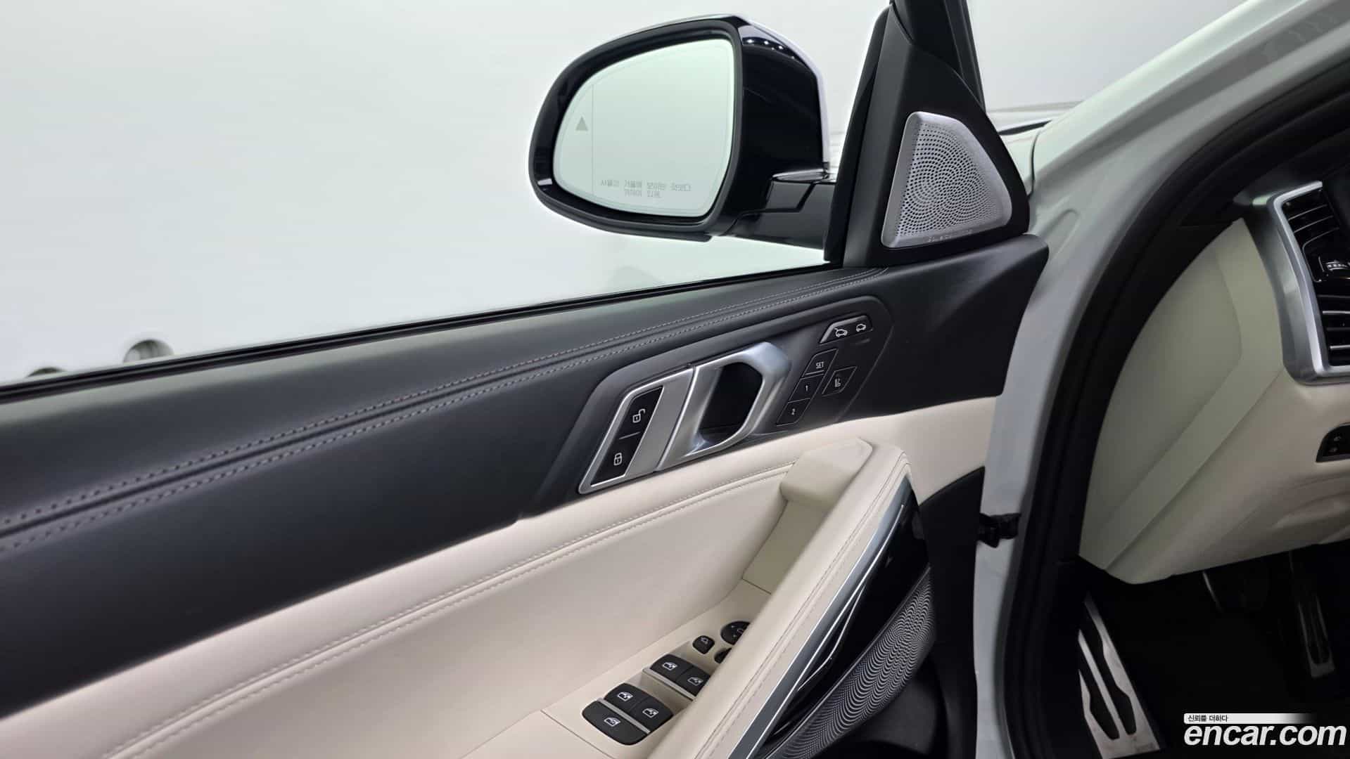 X6 BMW 2021.6-OPTION-040
