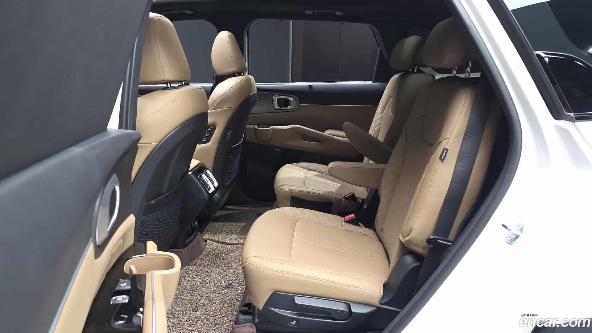 Sorento Kia 2024.4-INNER-036