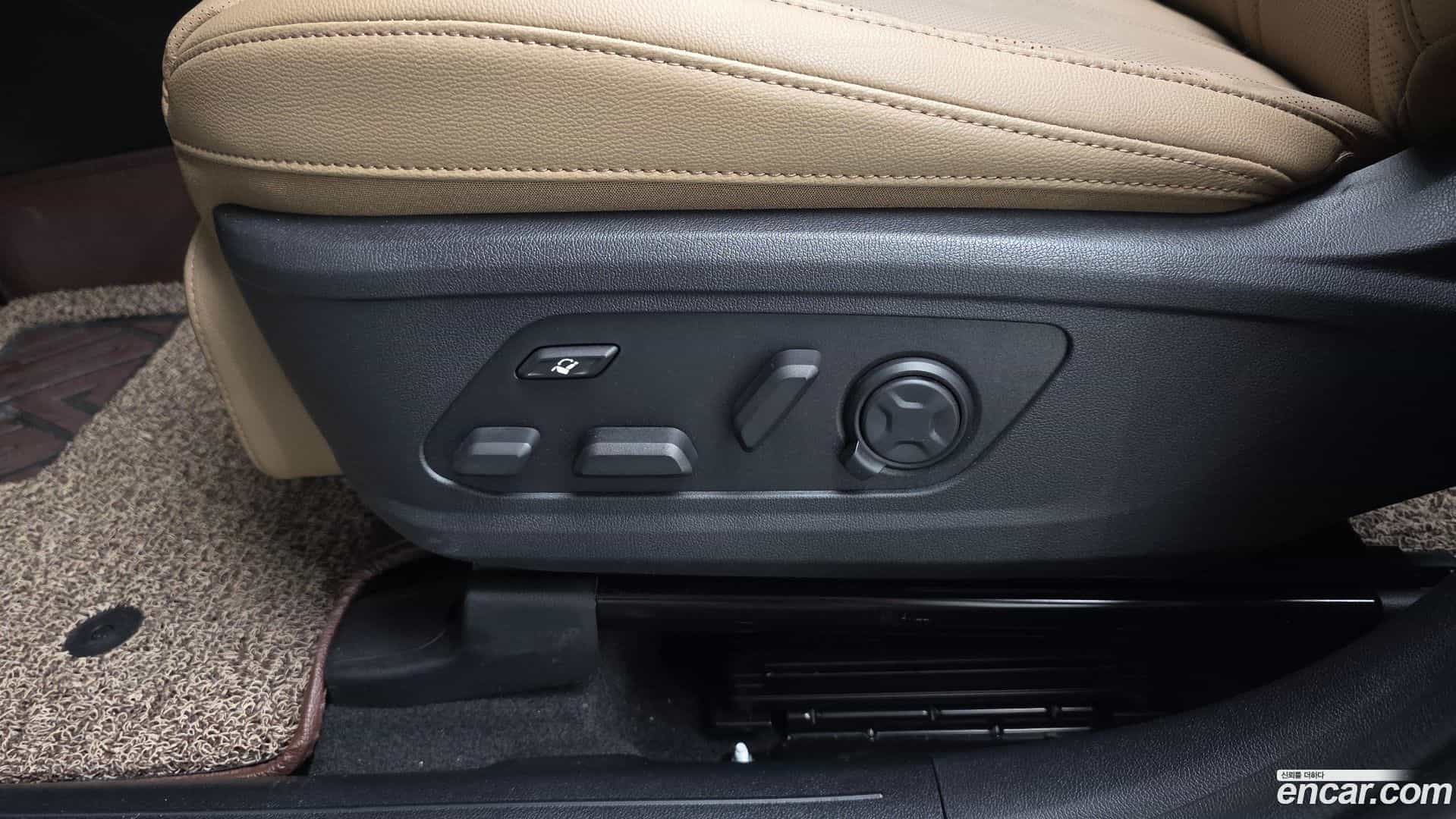 Sorento Kia 2024.4-OPTION-042