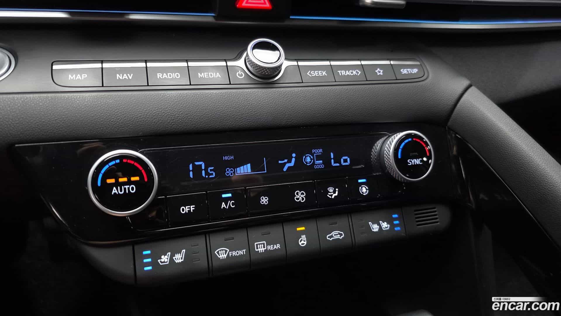 AVANTE Hyundai 2022.11-OPTION-022