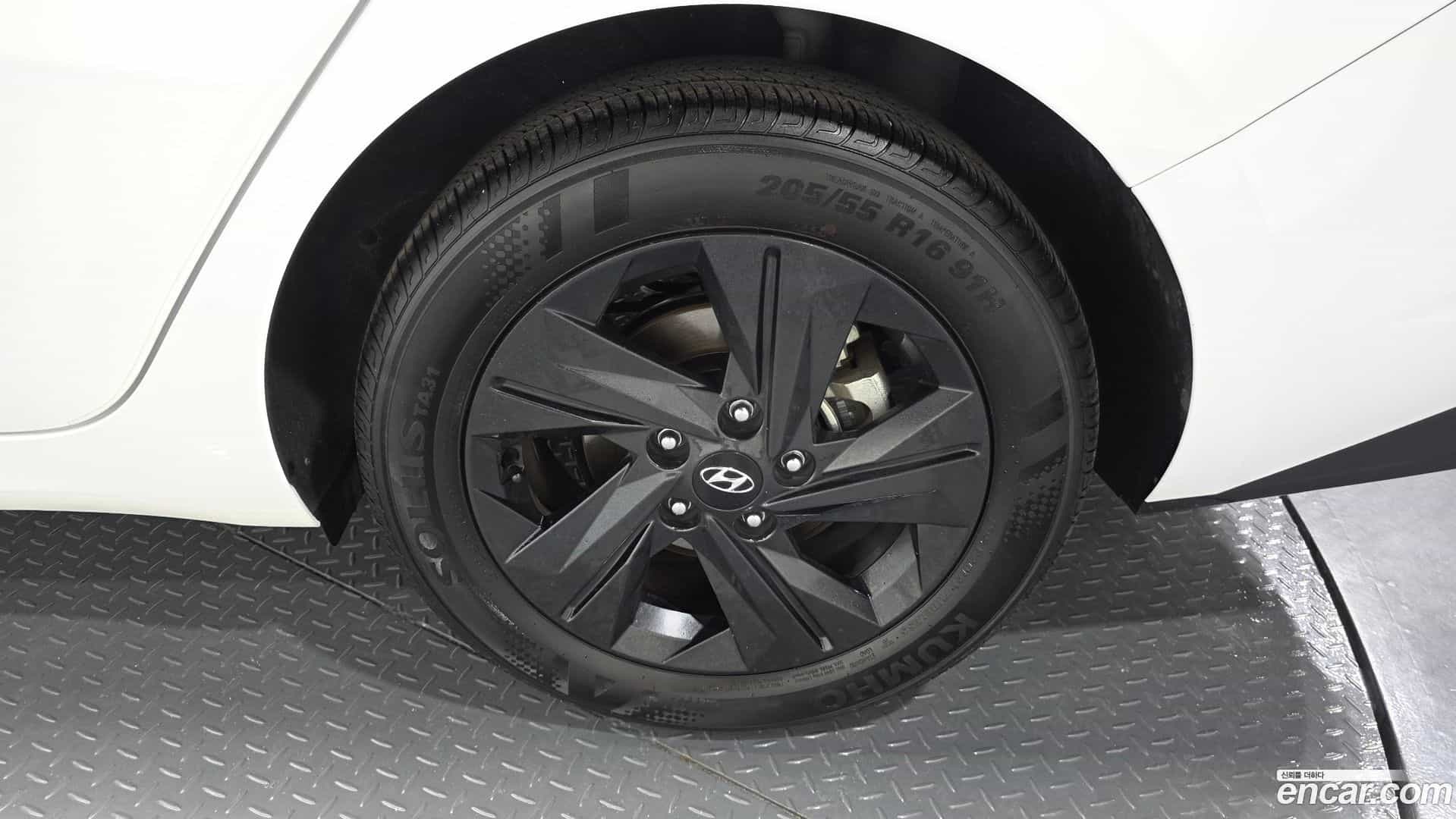 AVANTE Hyundai 2022.11-OUTER-031