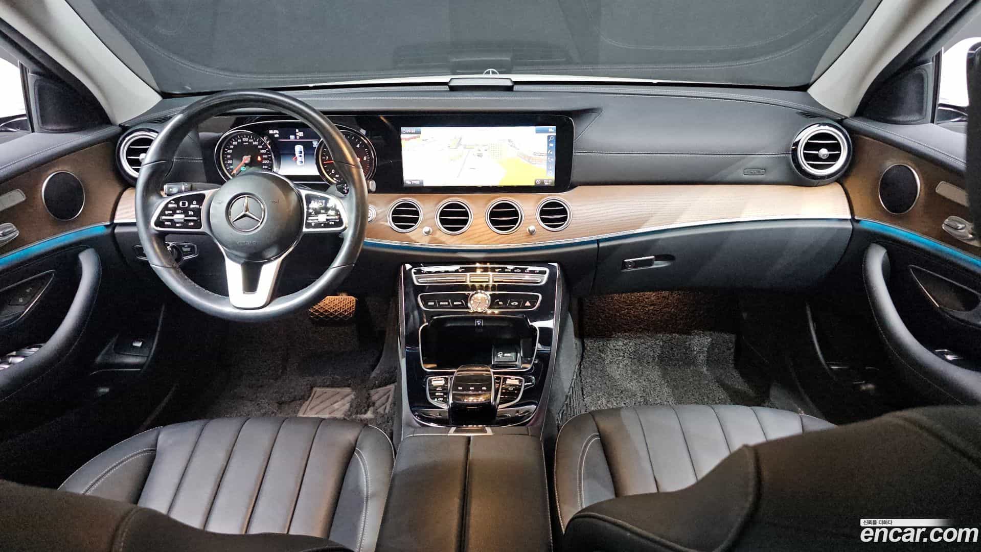 E-Class Mercedes-Benz 2019.6-INNER-007