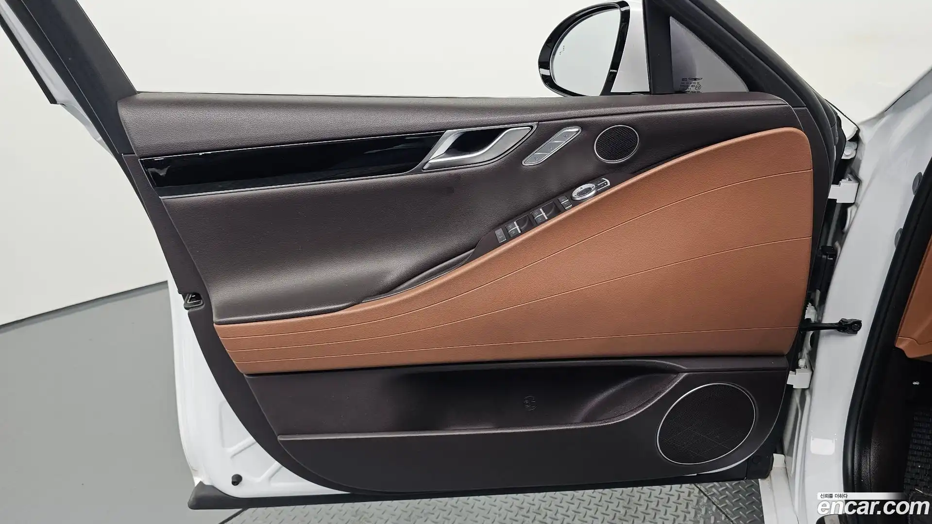 G80 Genesis 2021.3-INNER-034