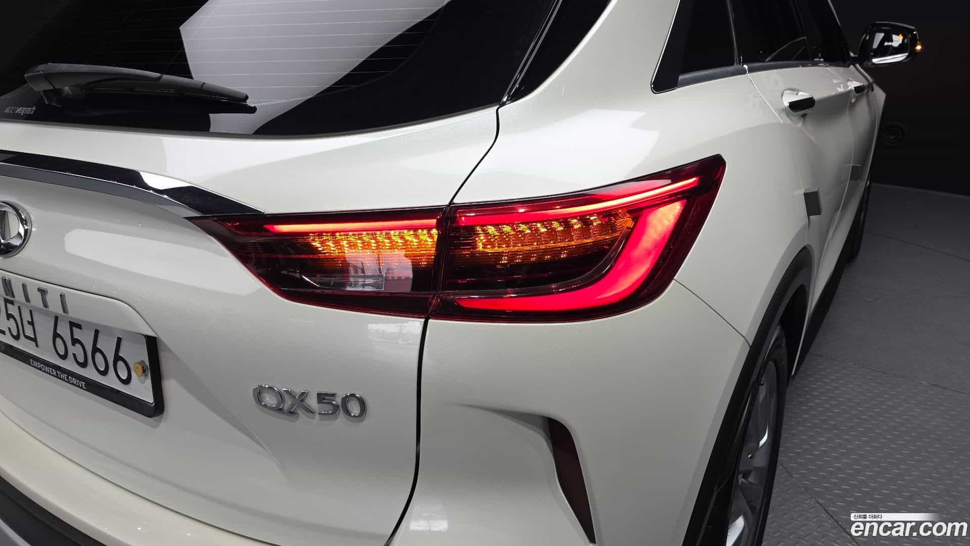 QX50 Infiniti 2019.7-OUTER-033