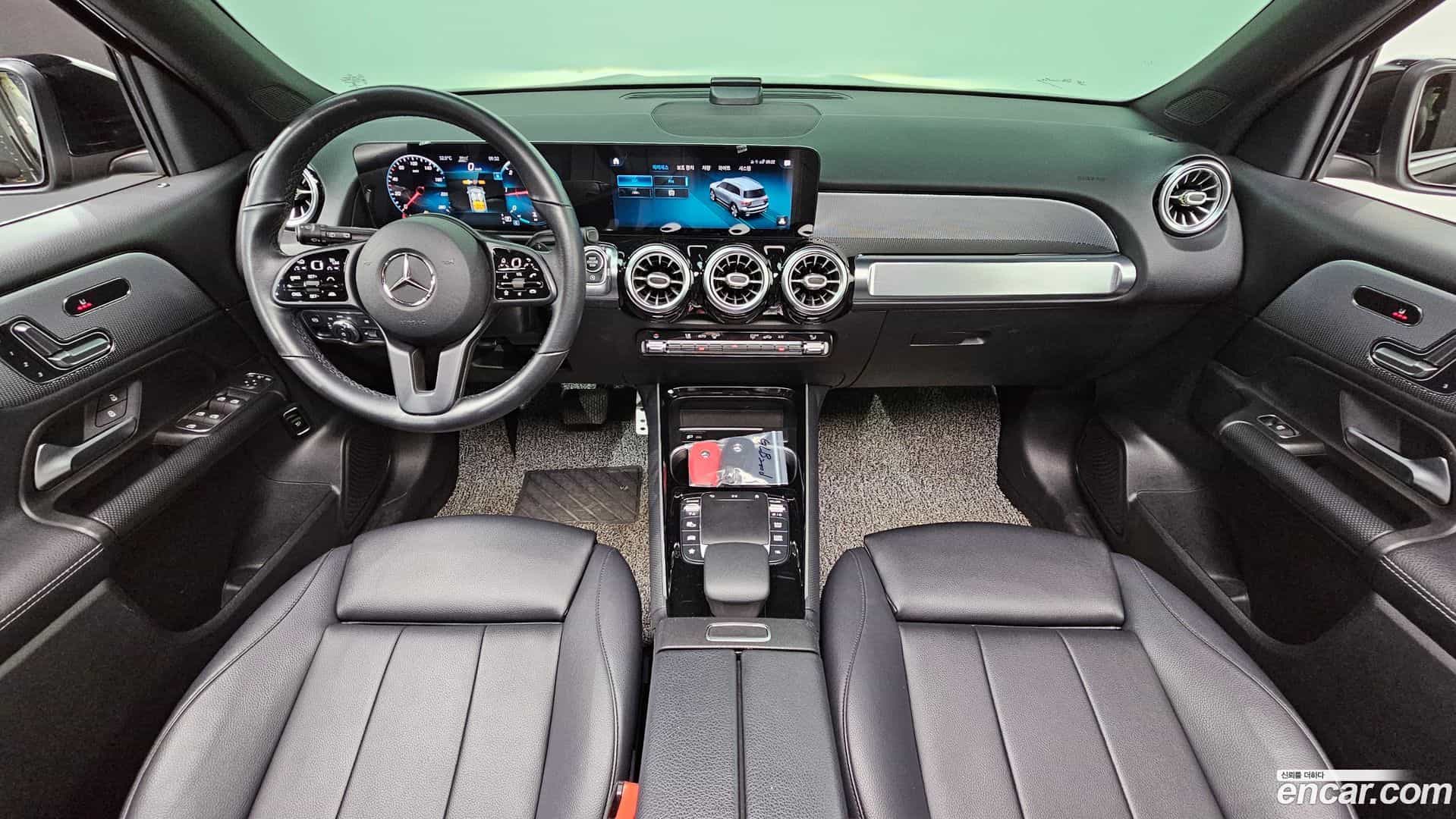 GLB-Class Mercedes-Benz 2021.7-INNER-007