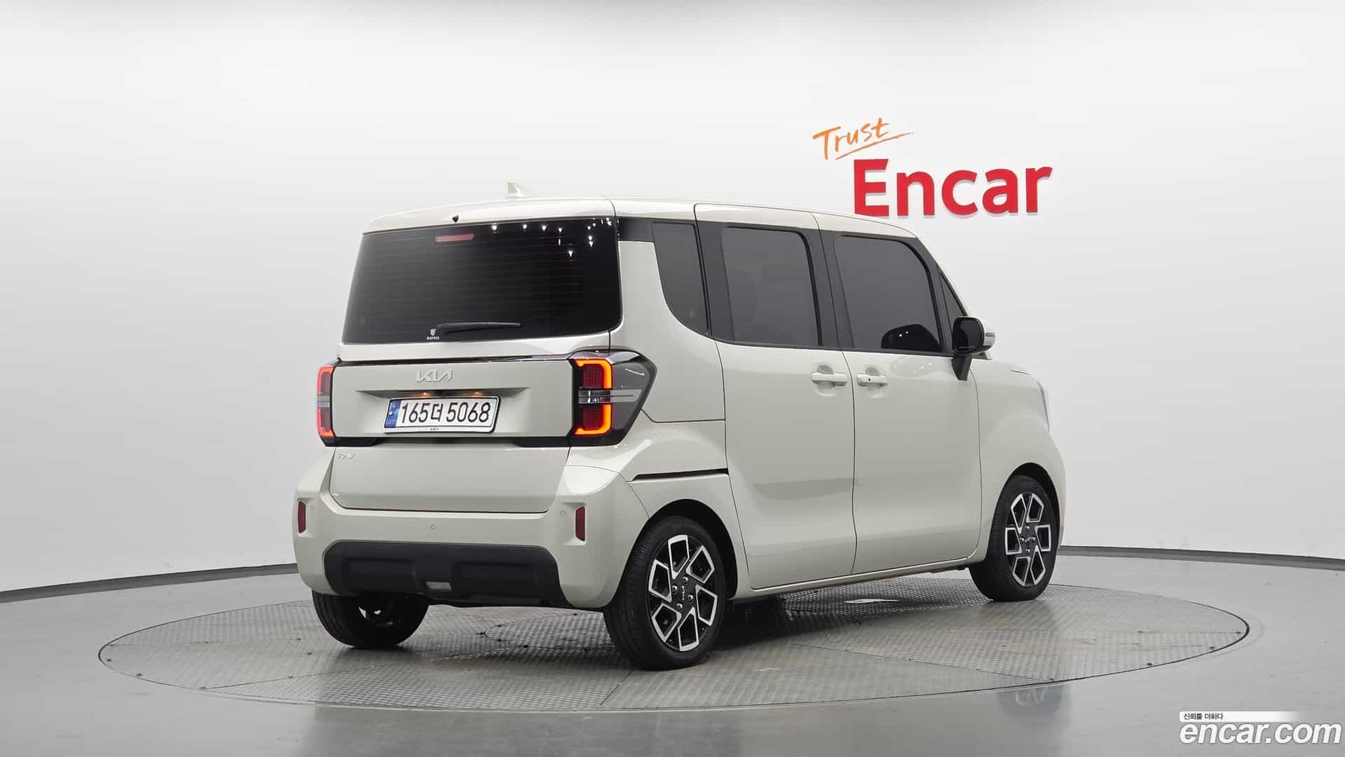 RAY Kia 2022.9-OUTER-002
