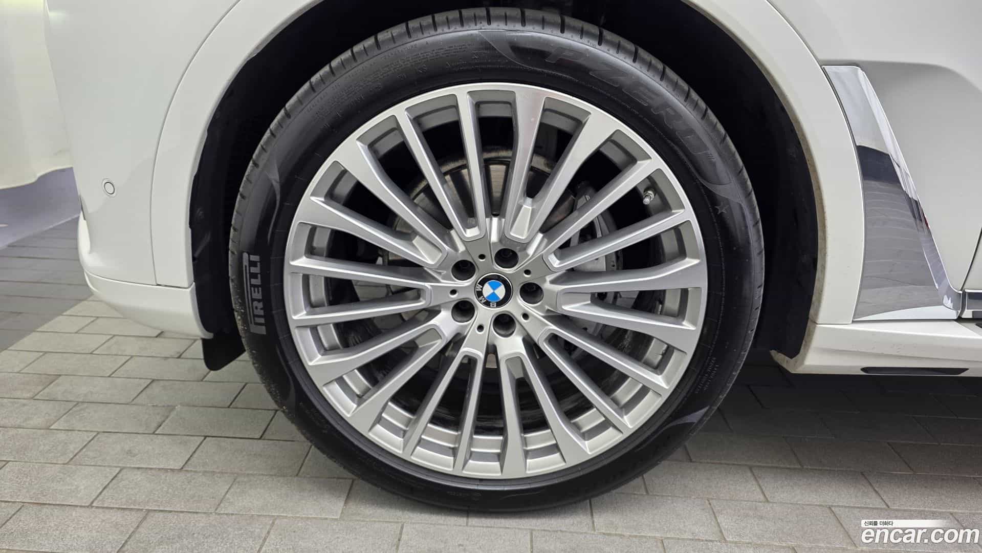 X7 BMW 2022.2-OUTER-005