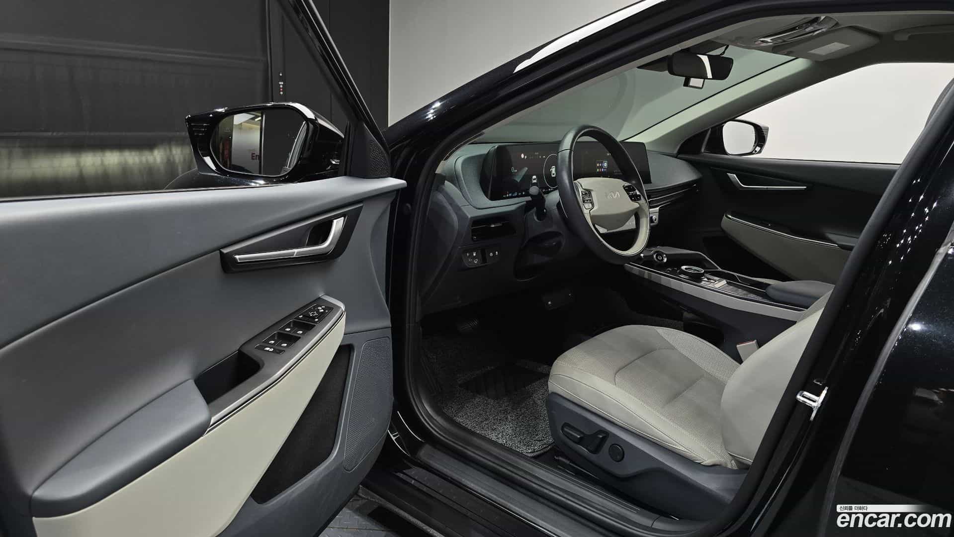 EV6 Kia 2022.2-INNER-010