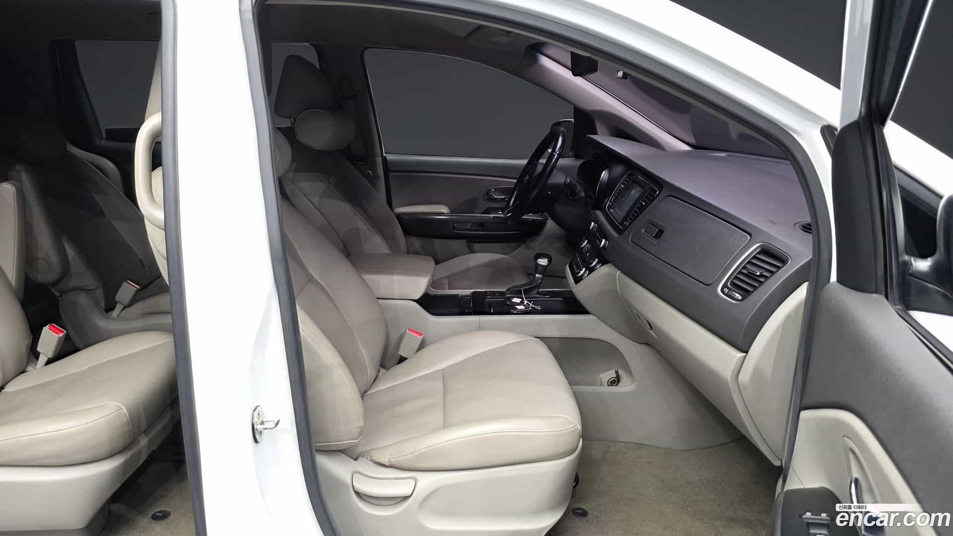 Canival Kia 2017.7-OPTION-015