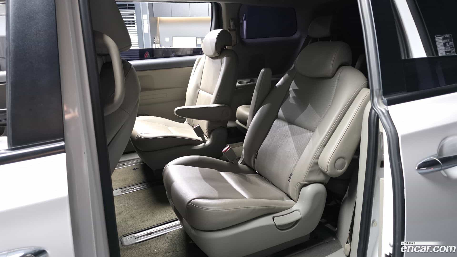Canival Kia 2017.7-INNER-036