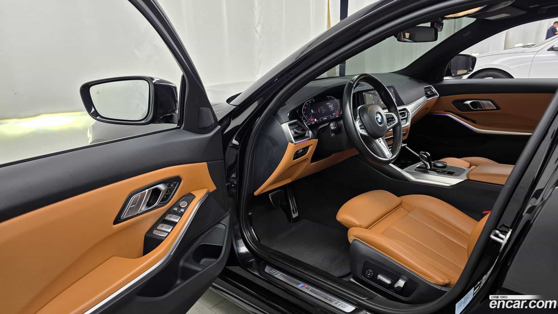 3-Series BMW 2022.6-INNER-010