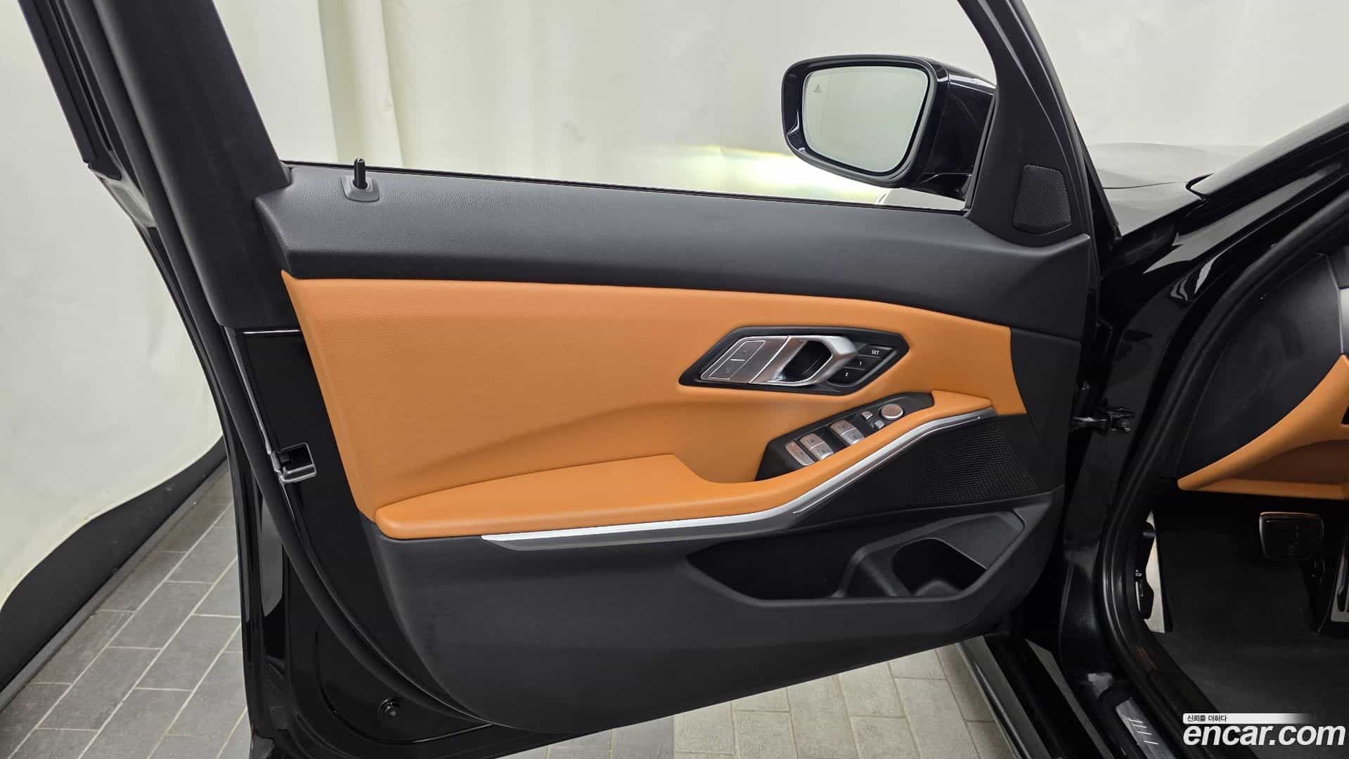 3-Series BMW 2022.6-INNER-034