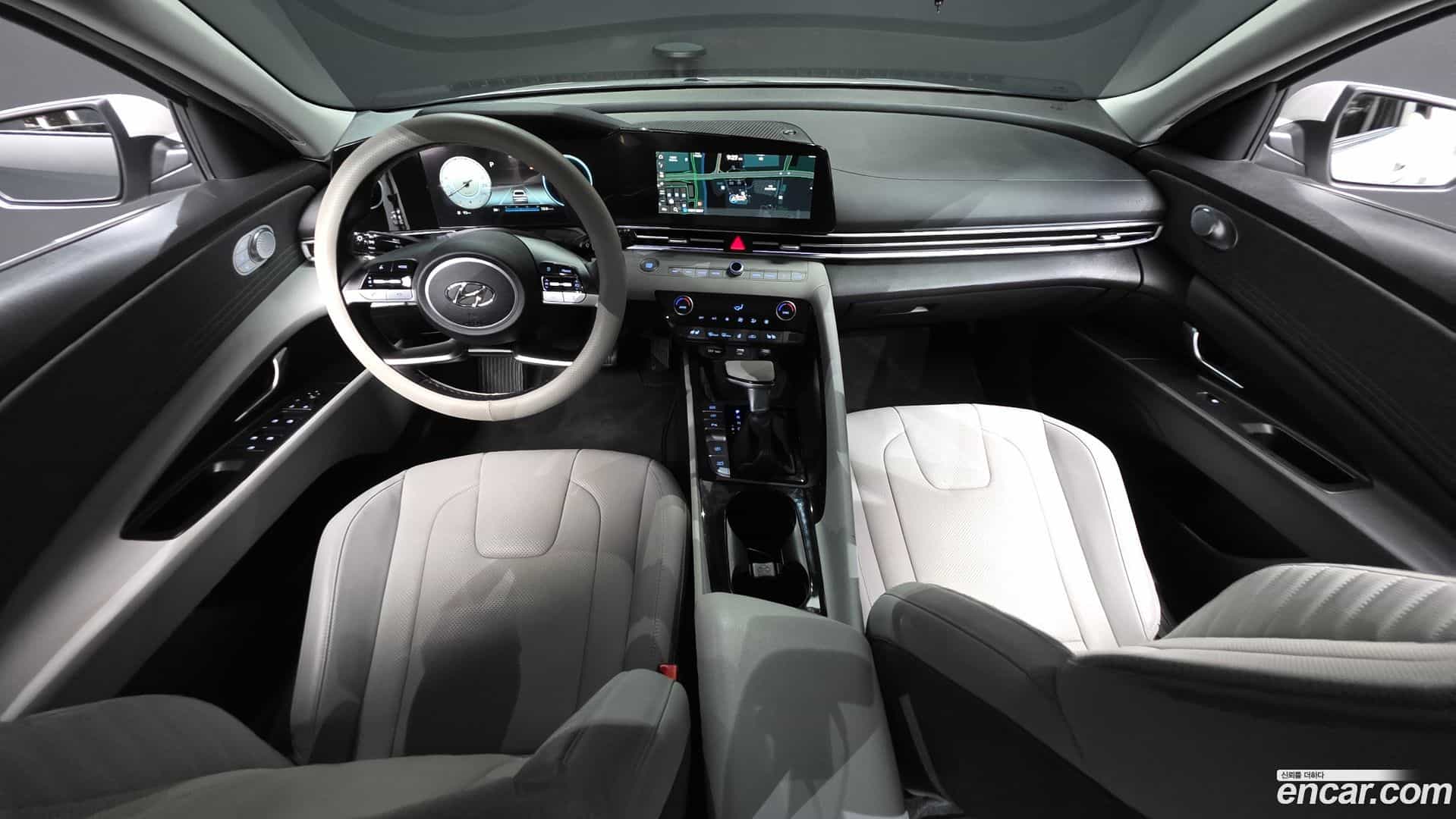 AVANTE Hyundai 2021.6-INNER-007